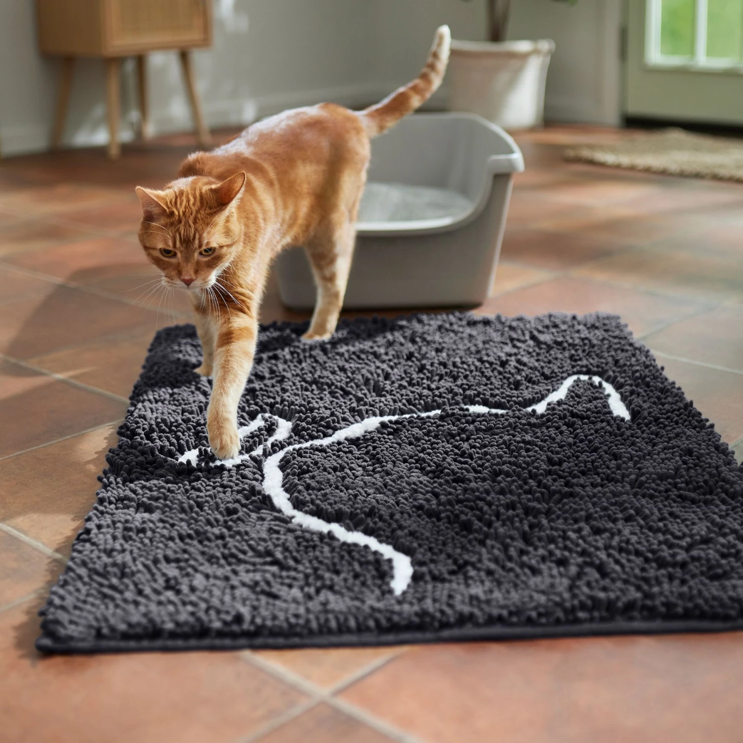 Frisco Microfiber Chenille Cat Silhouette Litter Mat 5 Frisco Microfiber Chenille Cat Silhouette Litter Mat - Image 5