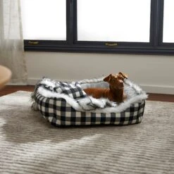 Frisco Buffalo Check Cuddler Pet Bed & Gift Set, Black & White