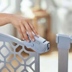 Frisco Metal Geometric Pattern Extra Tall Auto-close Dog Gate -Frisco Sales Store 299514 PT4. AC SS1800 V1627306640